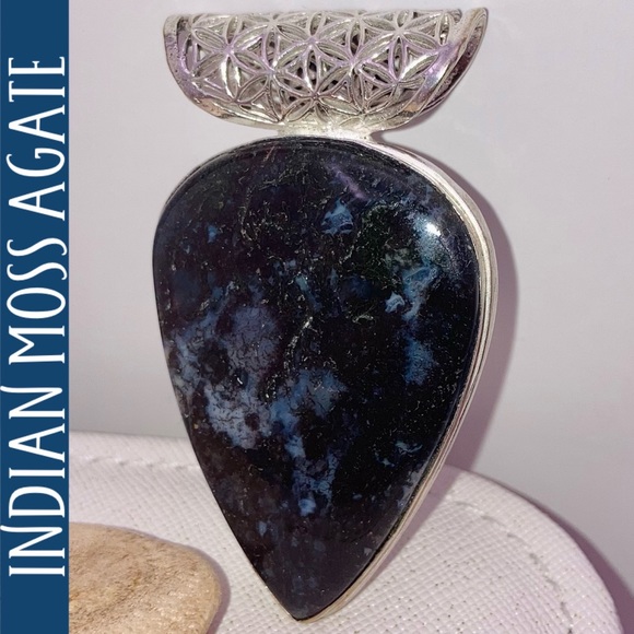 Indian Moss Agate Gemstone Handmade Pendant - Picture 6 of 7